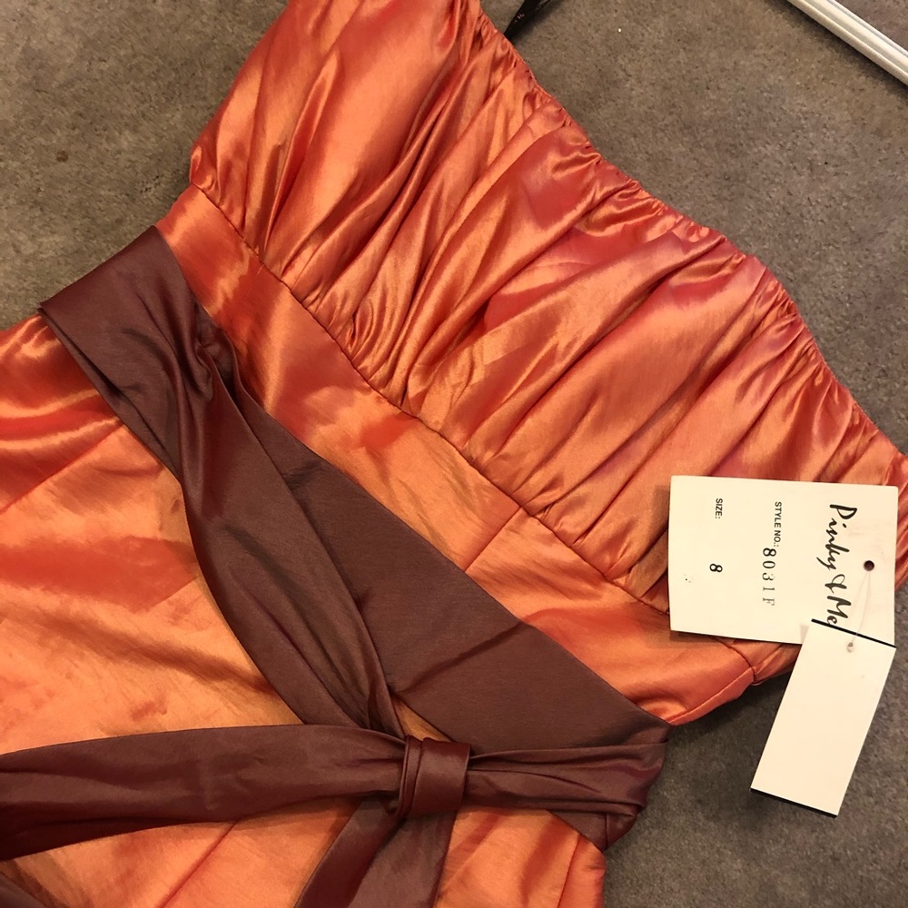 Super cute brand new girls dress size 8 .